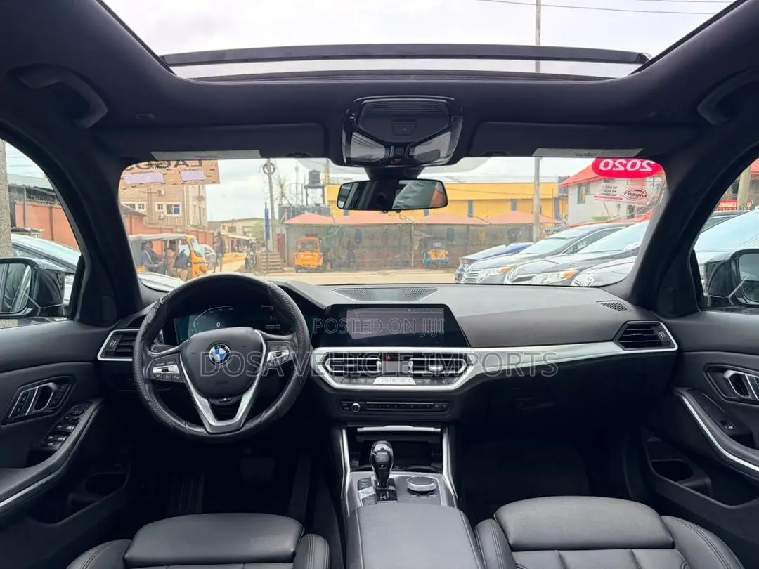 BMW 330i 2020 Black
