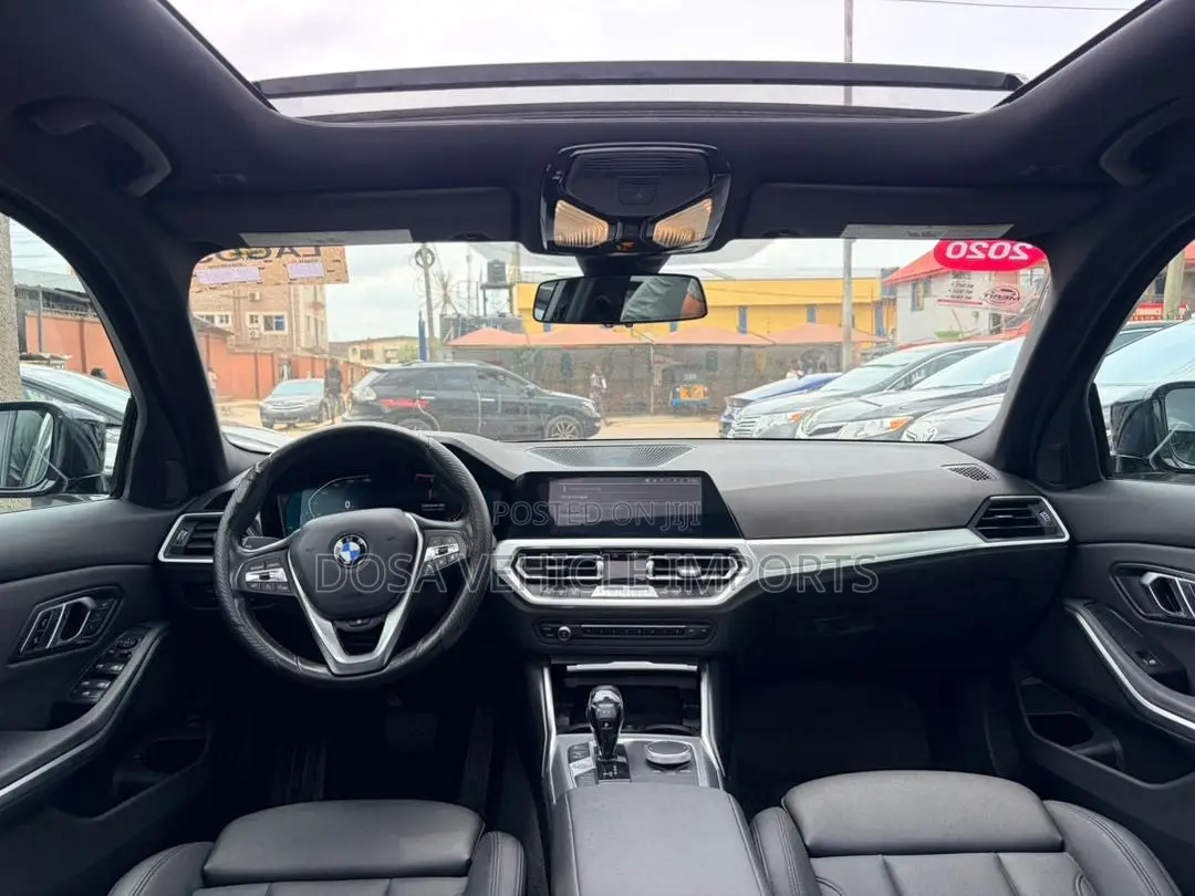 BMW 330i 2020 Black