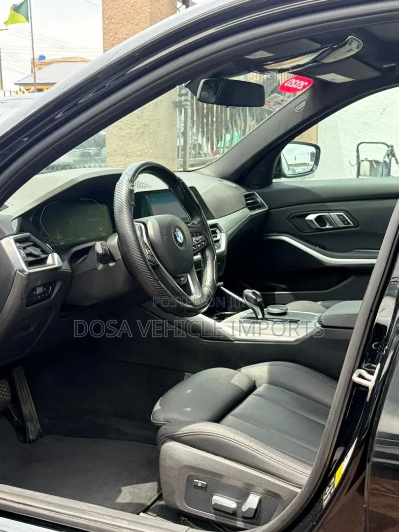 BMW 330i 2020 Black
