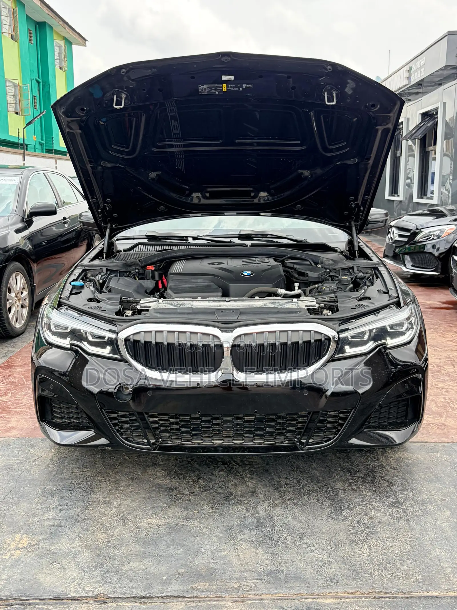 BMW 330i 2020 Black