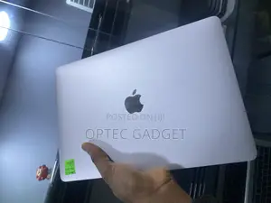 Laptop Apple MacBook Pro 2017 16GB Intel Core i5 SSD 256GB