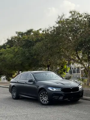 BMW 528i 2013 Black