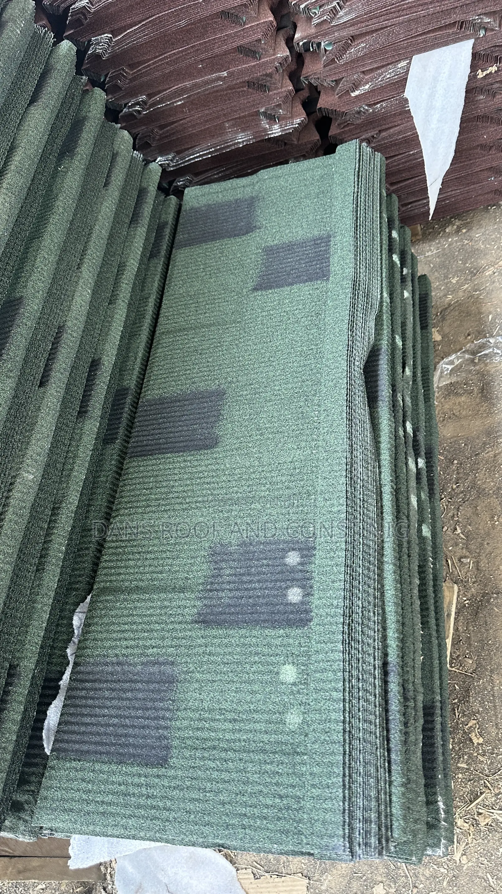Green Mix Black Shingle With Black Patch