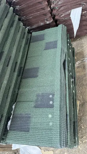 Green Mix Black Shingle With Black Patch