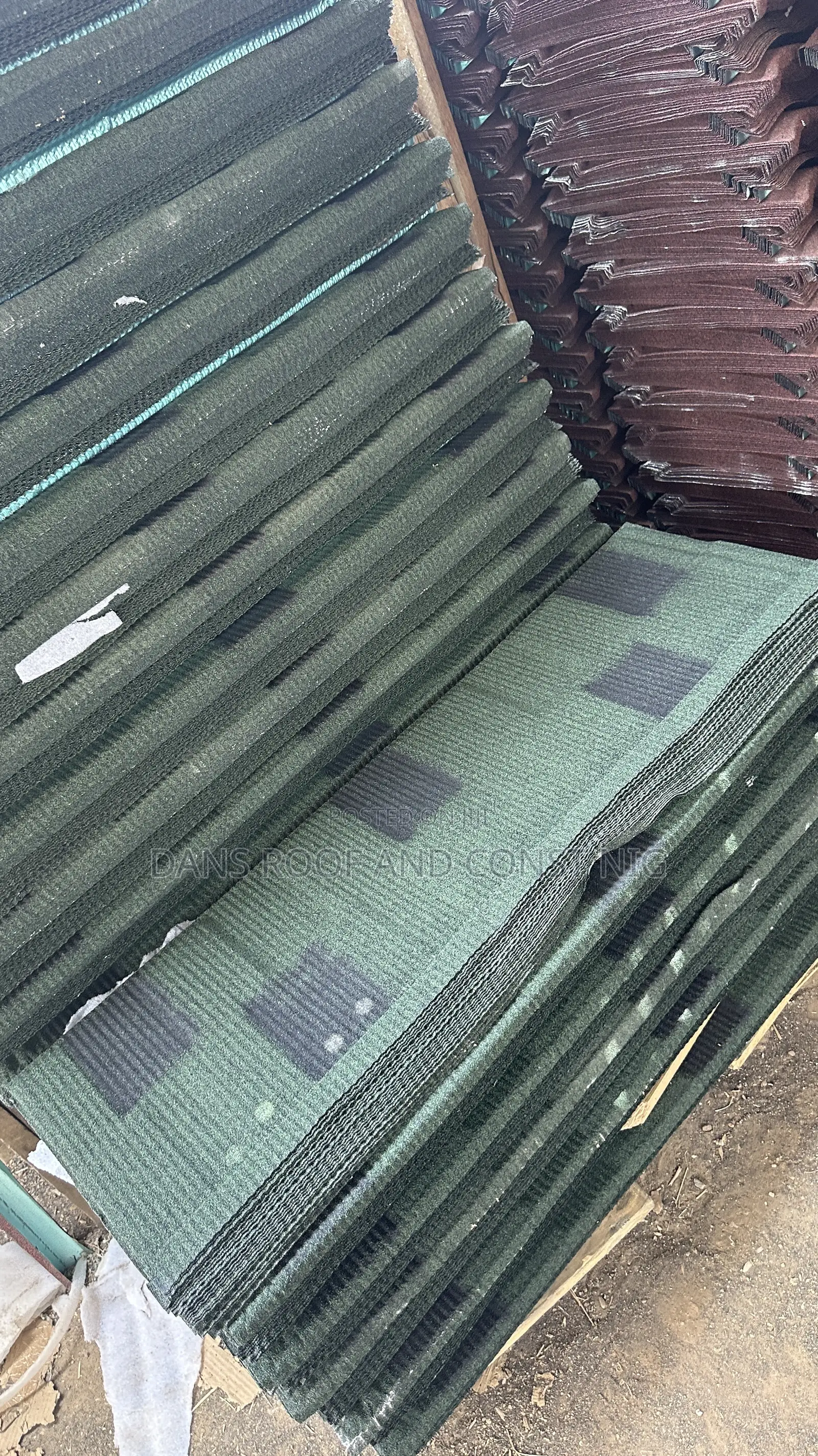 Green Mix Black Shingle With Black Patch