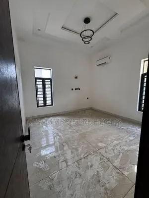 3bdrm Block of Flats in Maitama for rent
