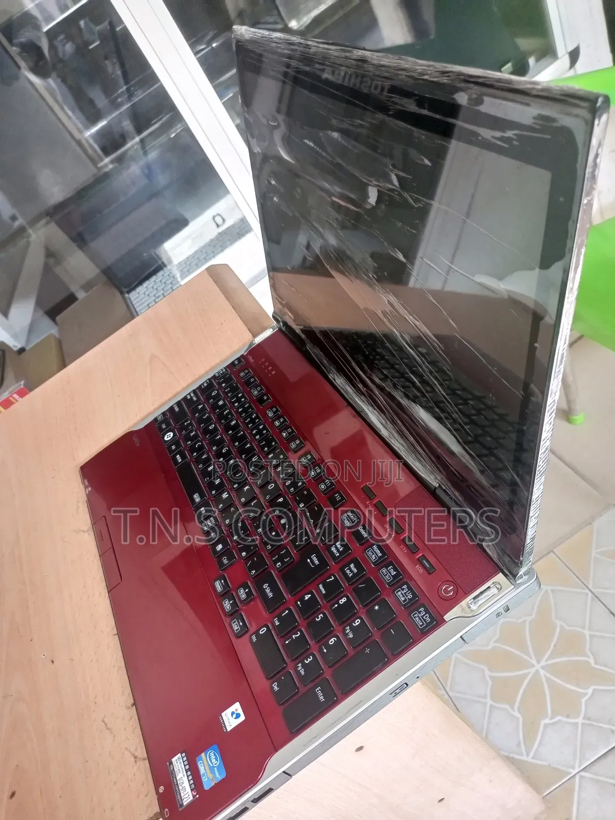 Laptop NEC N22A 8GB Intel Core i7 HDD 320GB