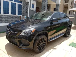 Mercedes-Benz GLE-Class 2018 Black