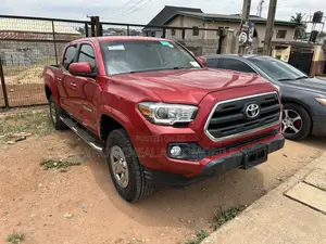 Toyota Tacoma SR 2017 Red