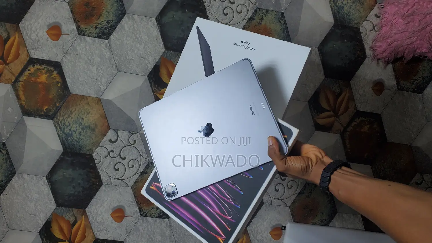 Apple iPad Pro (2022) 256 GB Gray