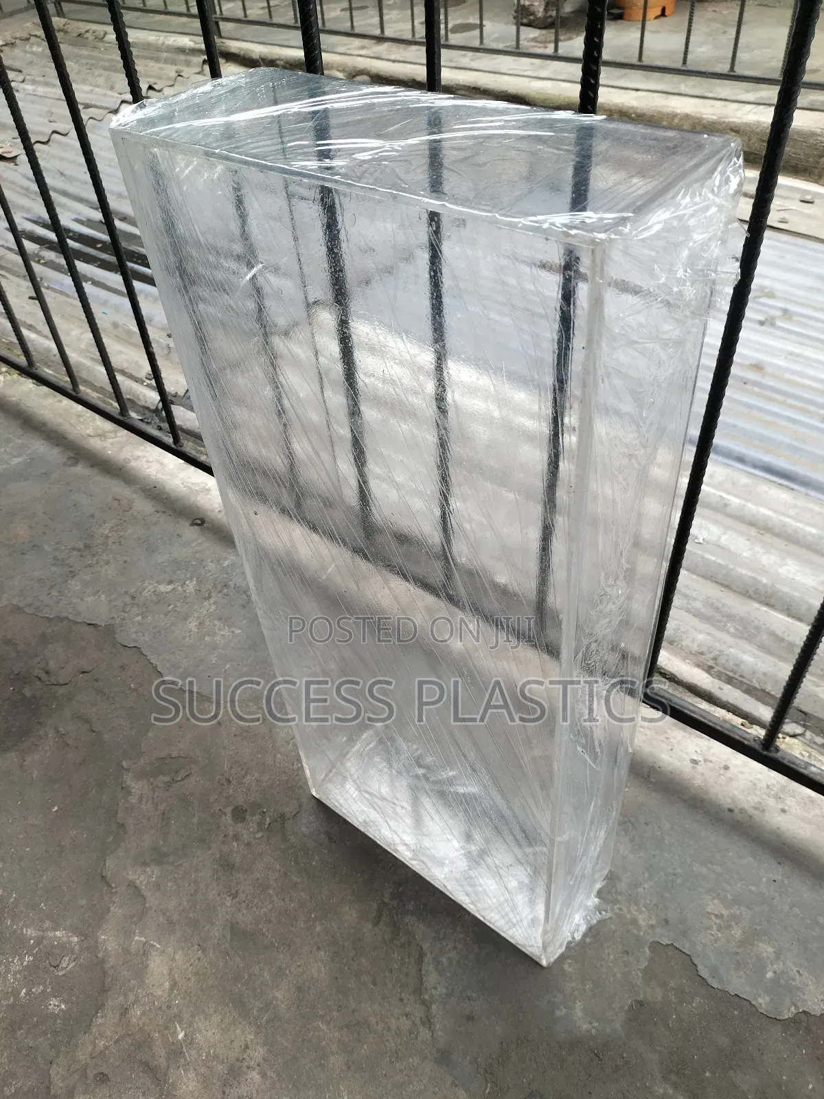 Acrylic Crafts Custom Fabrication Services