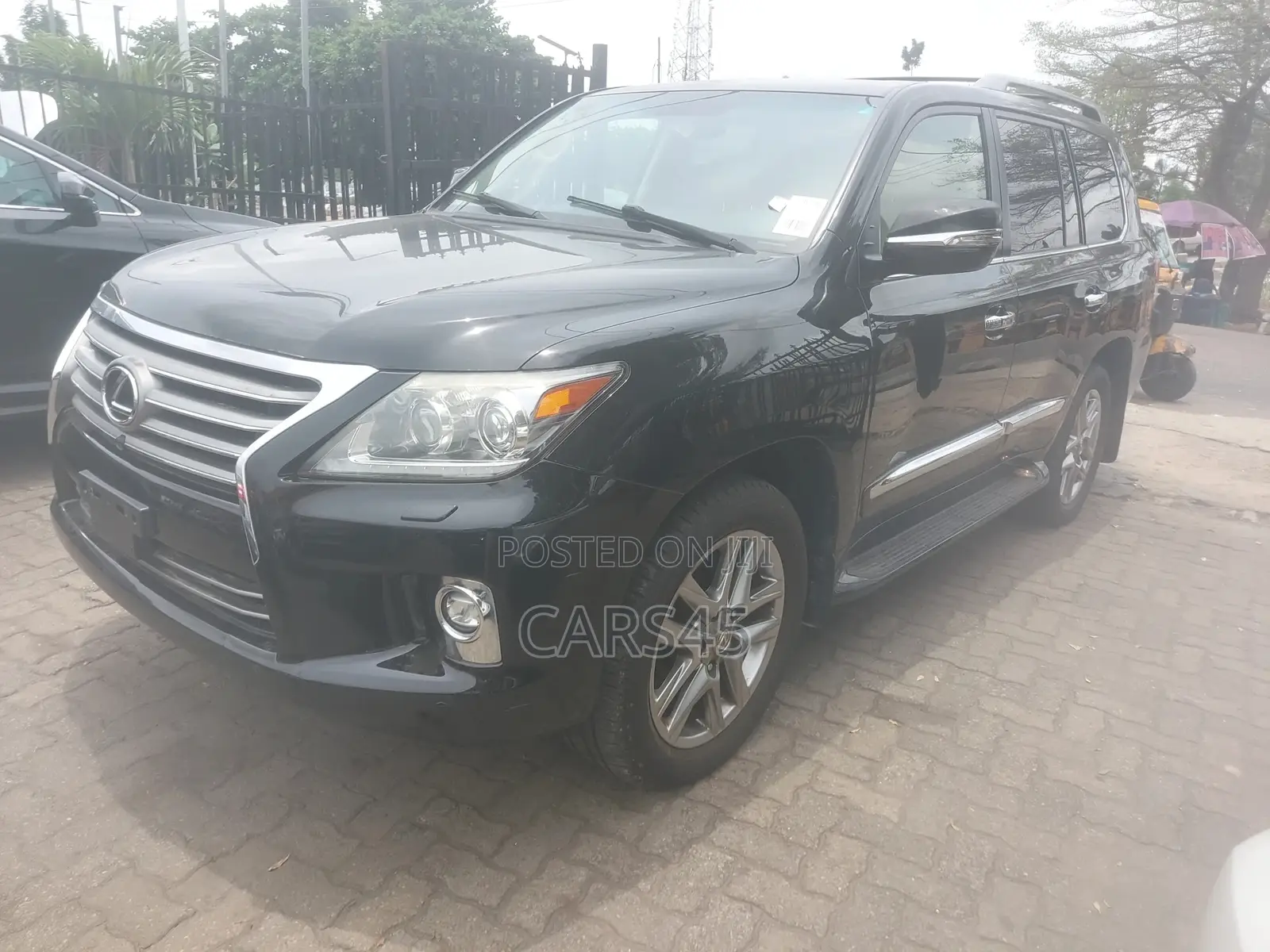 Lexus LX 570 AWD 2014 Black