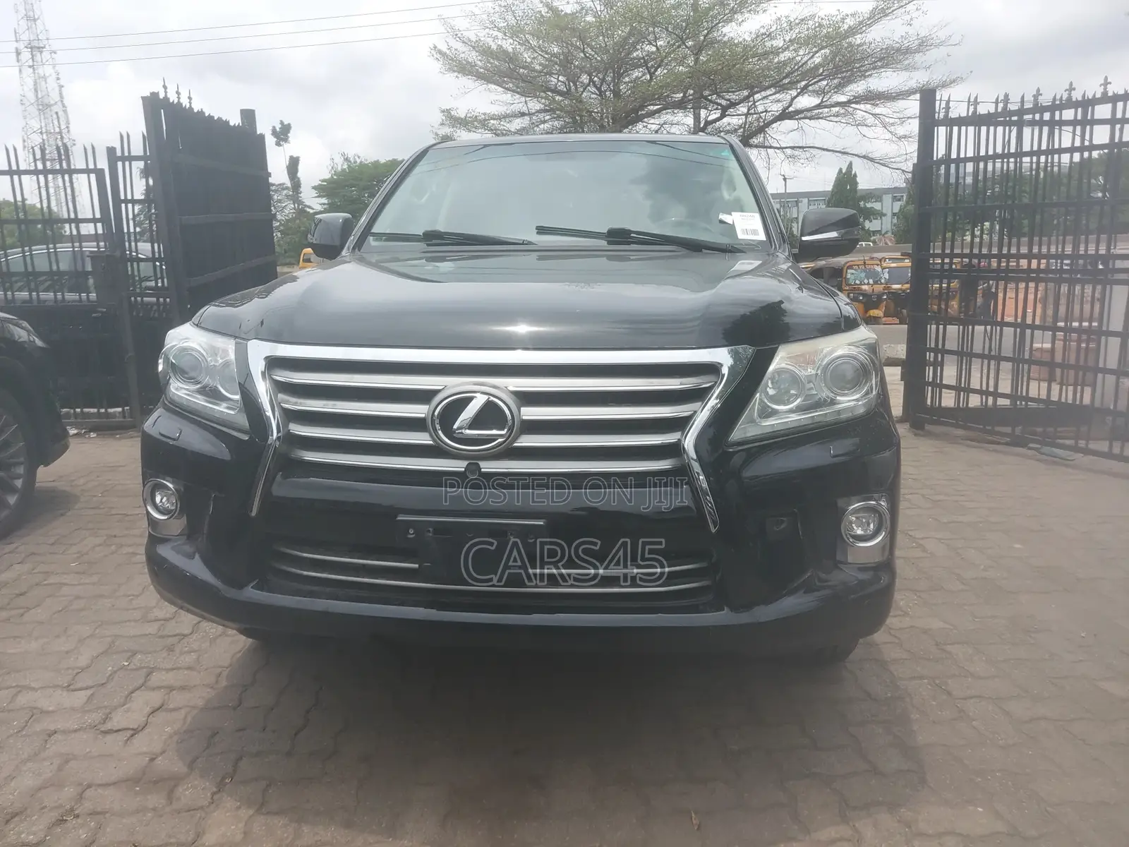 Lexus LX 570 AWD 2014 Black