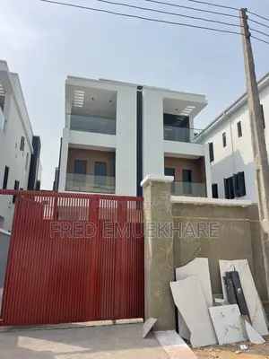 5bdrm Duplex in Ogudu Gra Phase 1 for sale