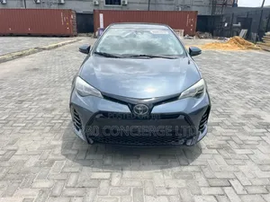 Toyota Corolla SE (1.8L 4cyl 2A) 2019 Gray