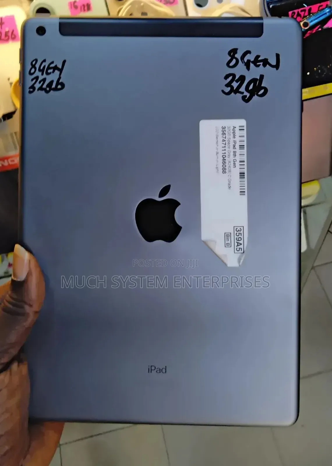 Apple iPad Wi-Fi 32 GB Gray