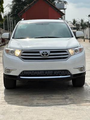 Toyota Highlander Limited 2012 White