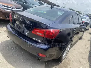 Lexus IS 250 2009 Blue