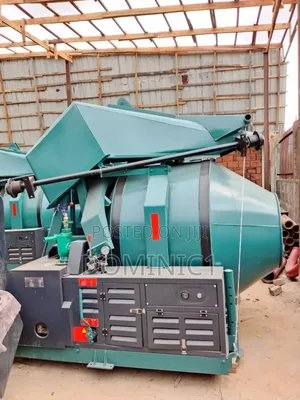 Self-Loading Concrete Mixer, 560 Liter Heavy Duty