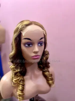 SDD Luxury Bounce 5by5 Closure Birthmark Wig Col4/30