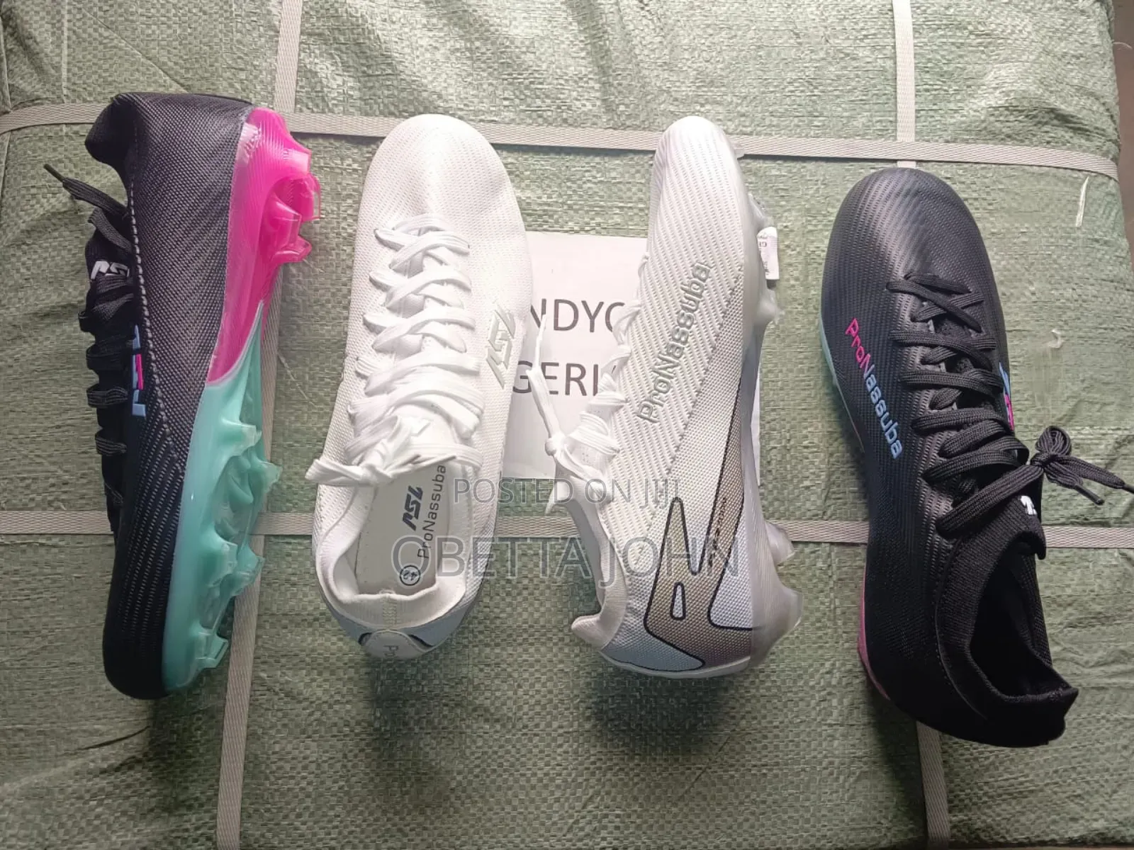 Canvas and Boot for Your Outdoor Fitness