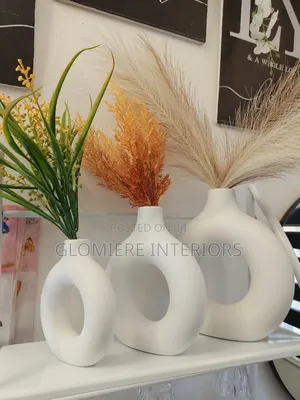 Nordic Style Donut Vase With Pampas Decor Set