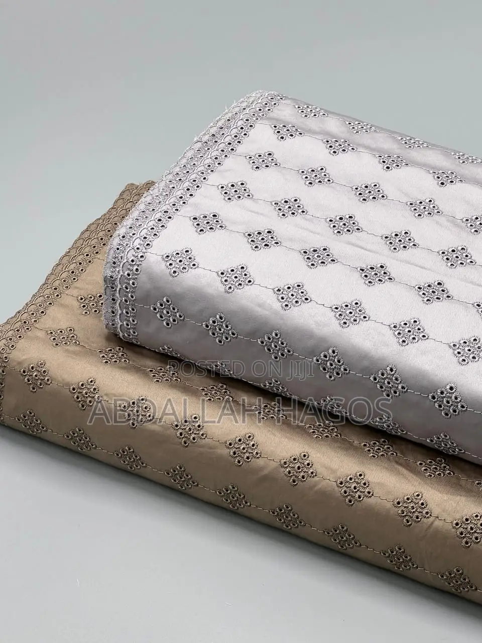 Men Laces - Luxury