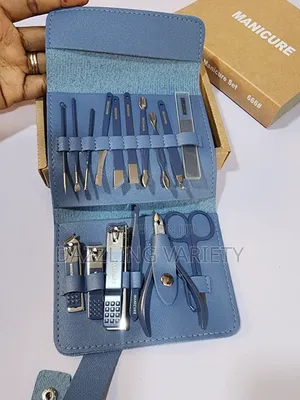 16pcs High Quality Manicure and Pedicure Set With Purse