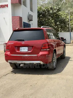 Mercedes-Benz GLK-Class 350 2014 Red