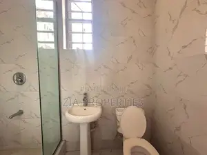 4bdrm Townhouse / Terrace in VGC / Ajah for rent