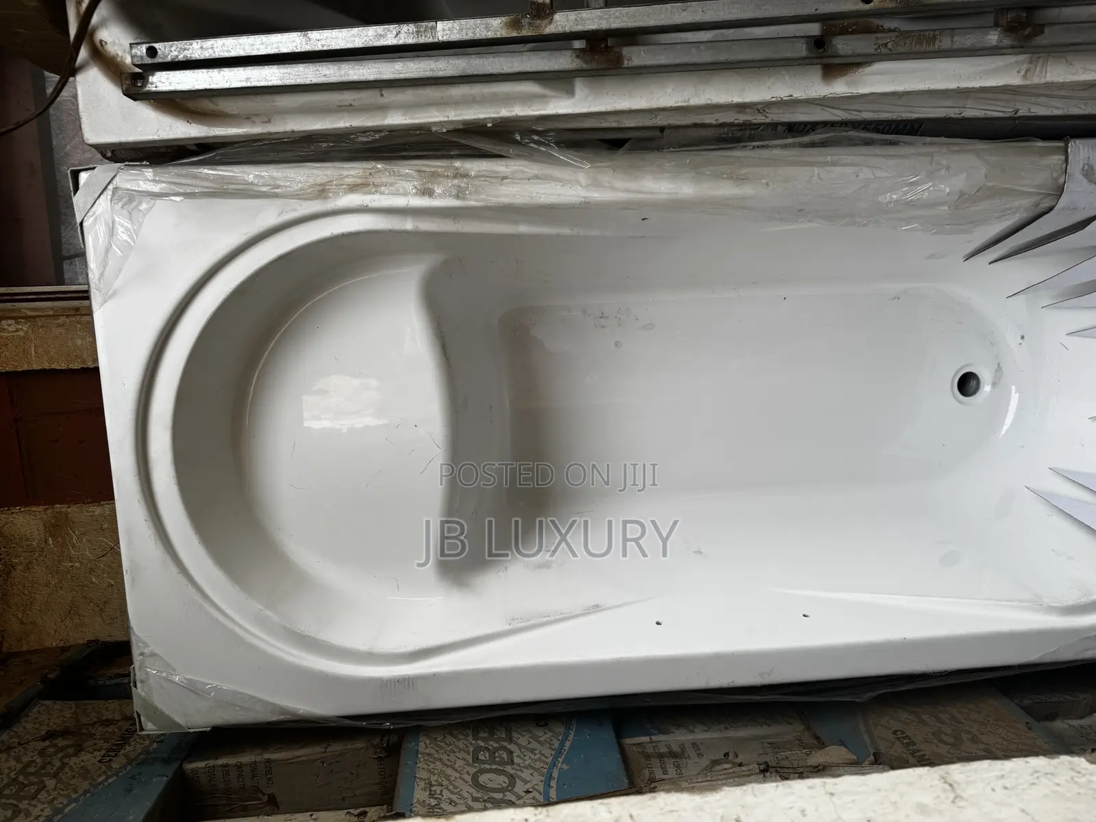 Bath Tubes