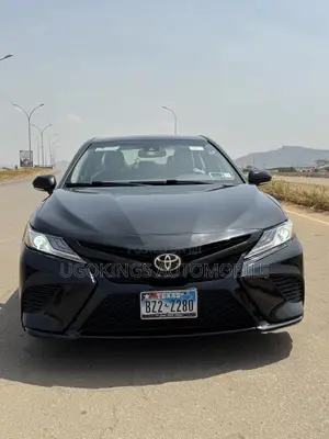 Toyota Camry SE (2.5L 4cyl 8A) 2019 Black