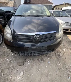 Toyota Corolla Verso 2004 Black