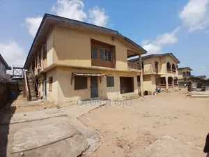 3bdrm Block of Flats in Ikotun / Ikotun/Igando for sale