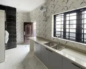4bdrm Duplex in Ikota for rent