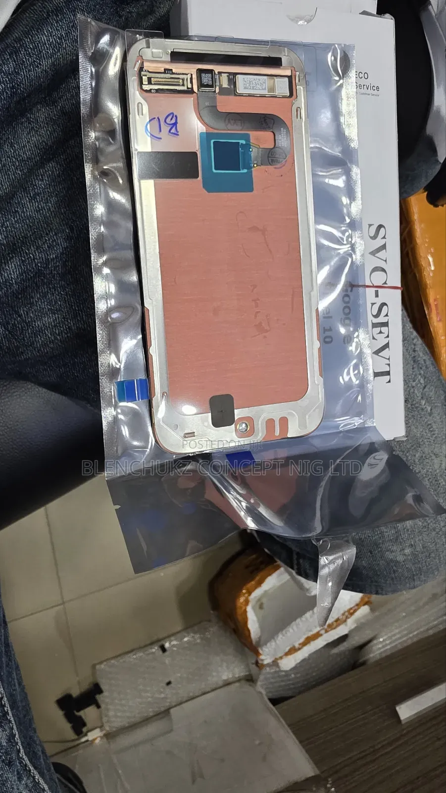 Google Pixel 10 Amoled Screen