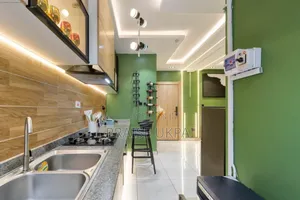 One Bedroom Apartment With Ps 5 and Ceiling Mirror