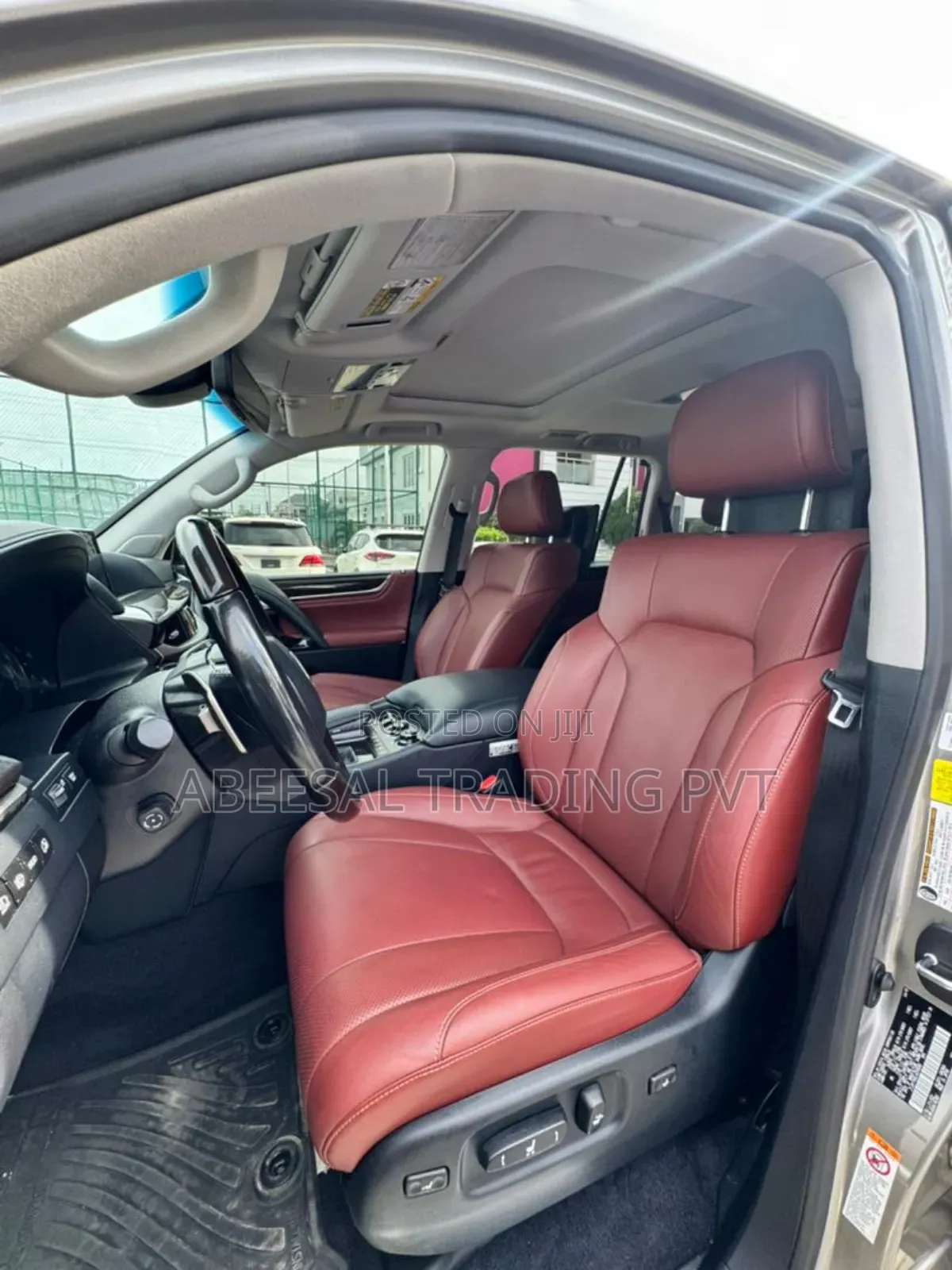 Lexus LX 570 AWD 2018 Gold