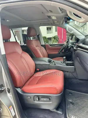 Lexus LX 570 AWD 2018 Gold