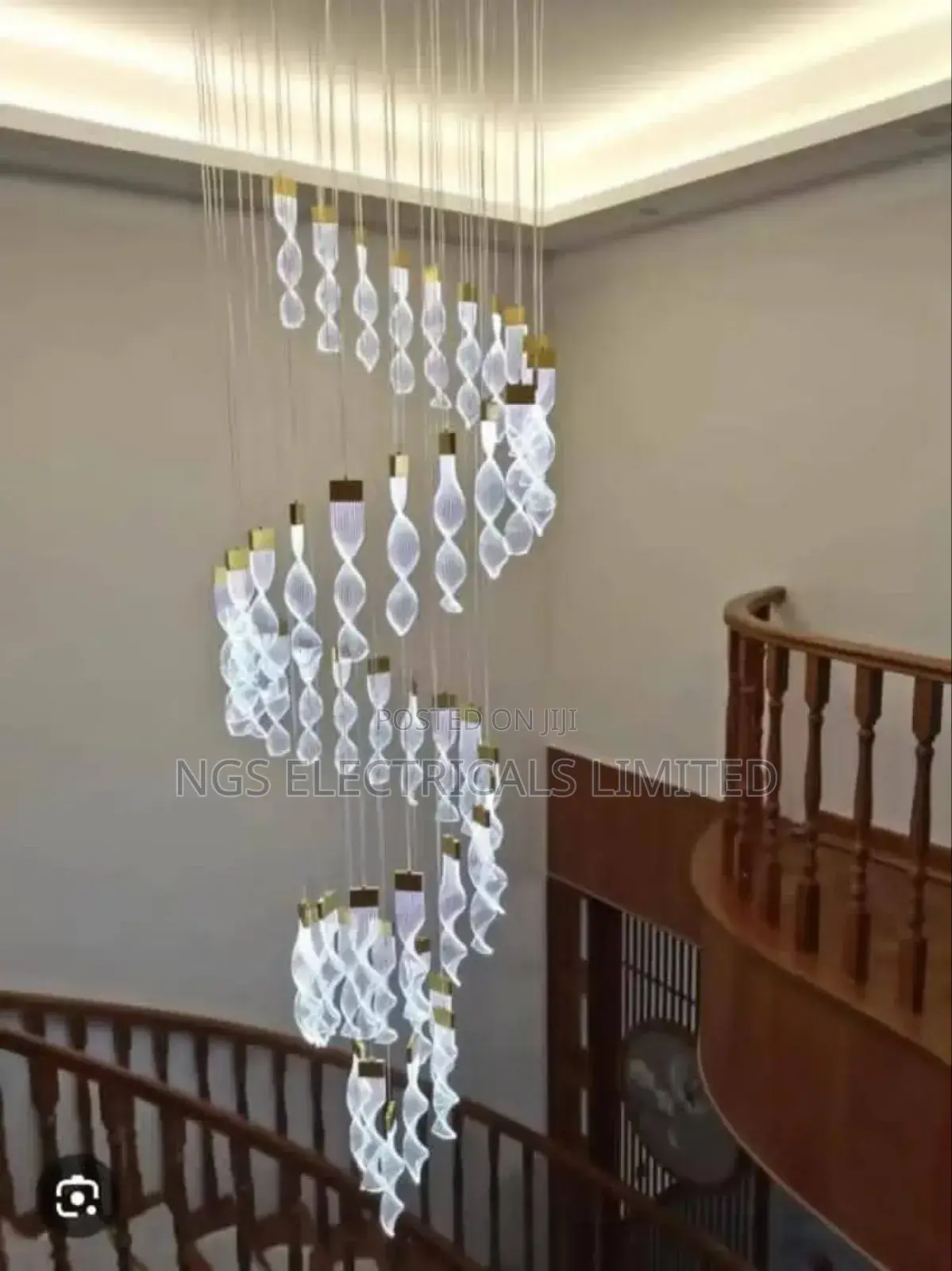Size 600 24 Step Led Chandelier