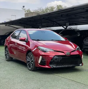 Toyota Corolla SE (1.8L 4cyl 2A) 2018 Red