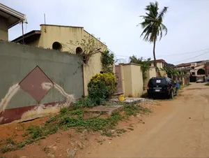 3bdrm Block of Flats in Dopemu for sale