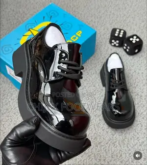 Cp Men's Classic Patent Leather Lace-Up Platform Shoes.
