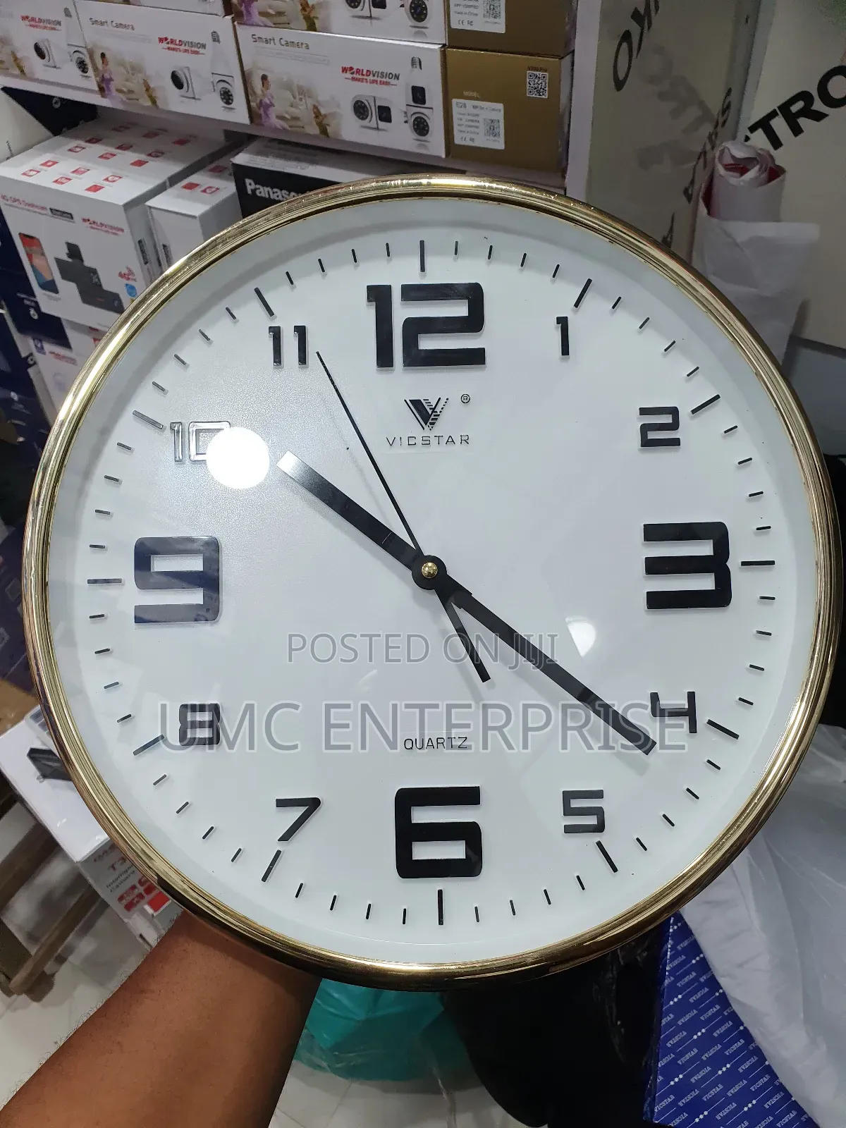 Hidden Wall Clock Camera
