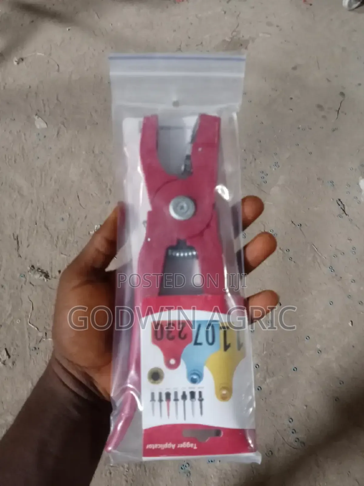 Ear Tag Applicator