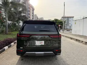 Lexus LX 600 2023 Green
