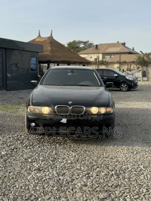 BMW 528i 2003 Black