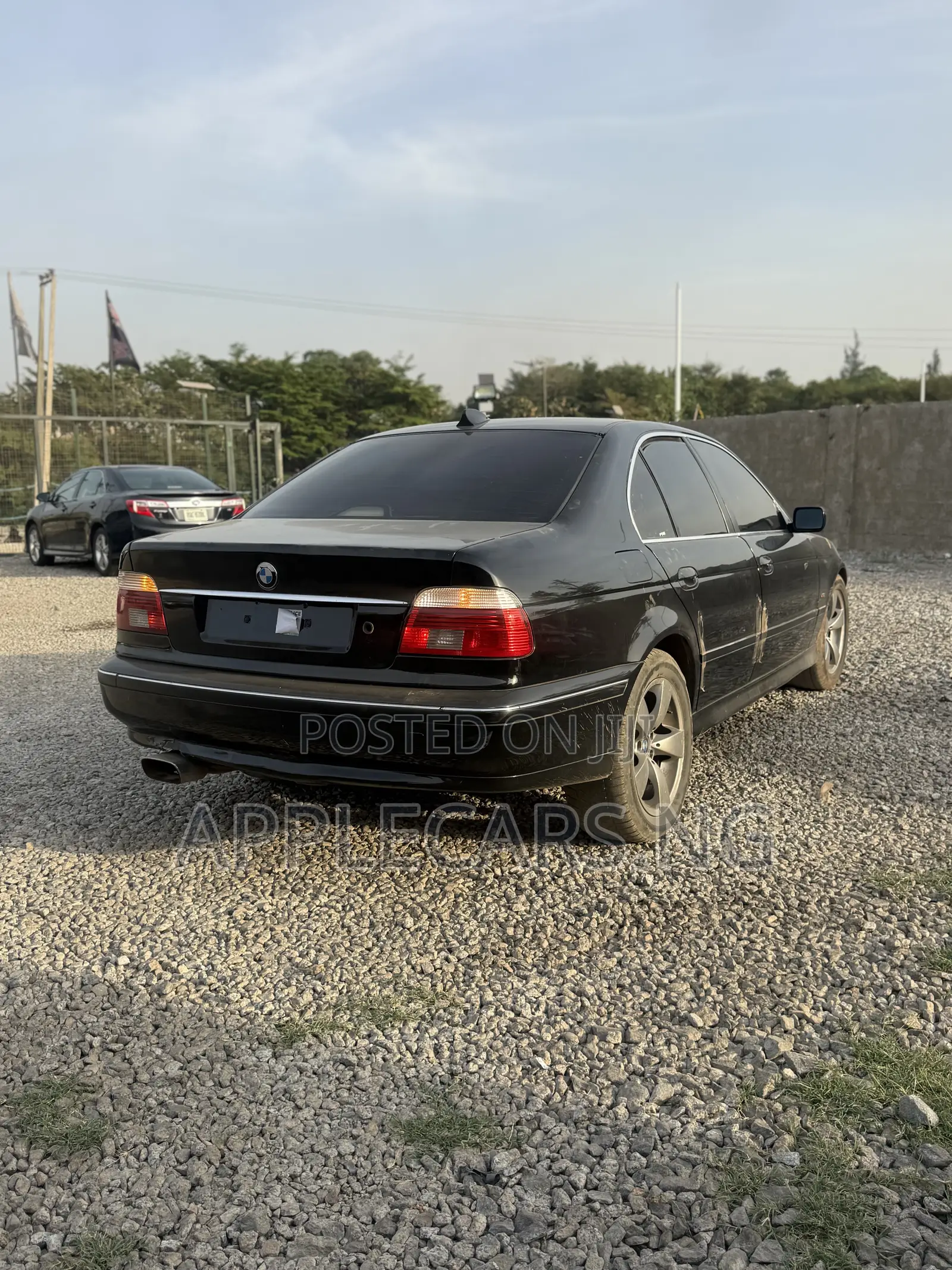 BMW 528i 2003 Black