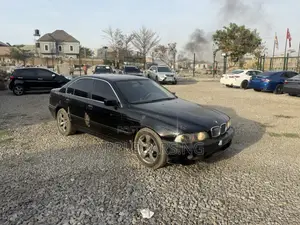 BMW 528i 2003 Black