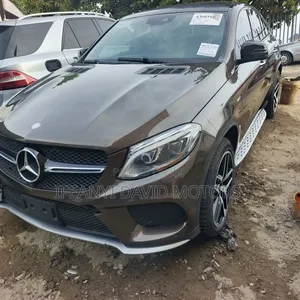 Mercedes-Benz GLE-Class 2016 Burgundy
